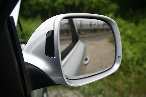 避免盲点--Audi侧边雷达辅助系统获奖