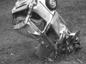 哈黑公路“别克”撞灵车8死2伤 一公安分局局长遇难