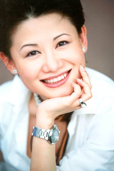 凤凰卫视《车元素》畅谈车界设计风和新能源