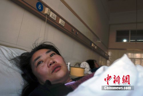 医生醉驾连撞3人 事发1月伤者卧病床无人过问