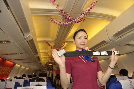 航空业人士提醒：千万别把机上安全带当摆设