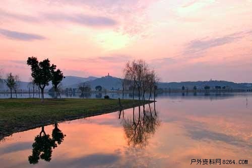 入夏也可泡温泉 国内“暖身”自驾线路