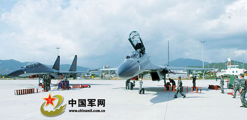 中国民航机场已可为苏30等三代机加油(图)