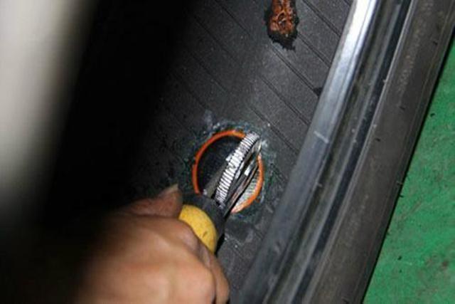 轮胎扎钉子补好能不能上高速?标准答案来了